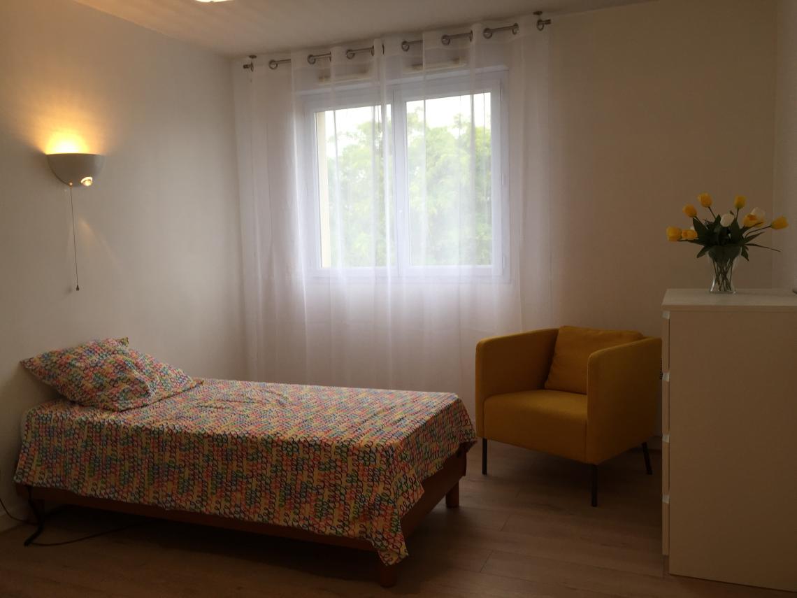 Résidence Services Seniors Villavie - Villa Opaline : Chambre